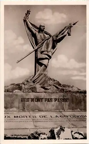 Verdun - Monument aux Morts de la 69 Div -19186