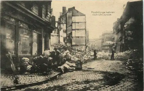 Flüchtlinge kehren nach Lille zurück -248666