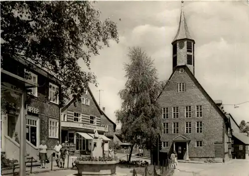 Schmiedefeld am Rennsteig - An der Kirche -266372