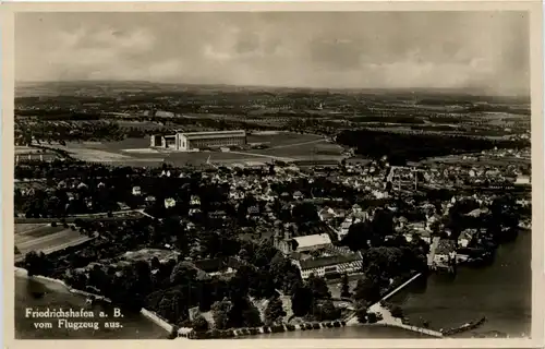 Friedrichshafen vom Flugzeug aus -267132