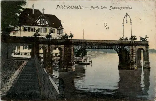 Friedrichshafen - Partie beim Schlosspavillon -267102