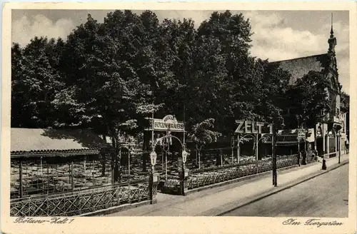 Im Tiergarten - Bötzow Zelt -270724