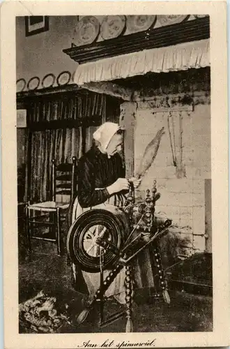 Aan het spinnewiel -28724