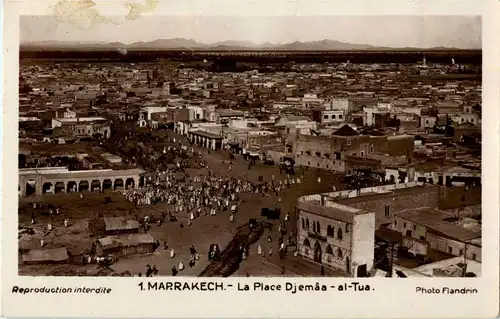 Marrakech - La Place Djemaa al Tua -30300