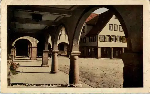 Freudenstadt - Arkaden am Marktplatz -32790