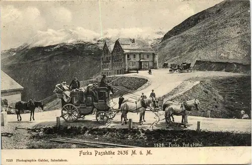 Furka Passhöhe mit Postkutsche -276224
