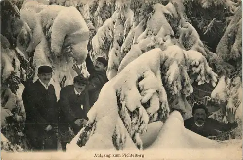 Aufgang zum Fichtelberg -277308