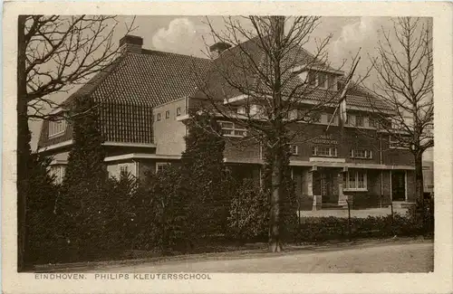 Eindhoven - Philips Kleutersschool -241682