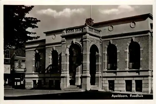 Apeldoorn - Raadhuis -241942