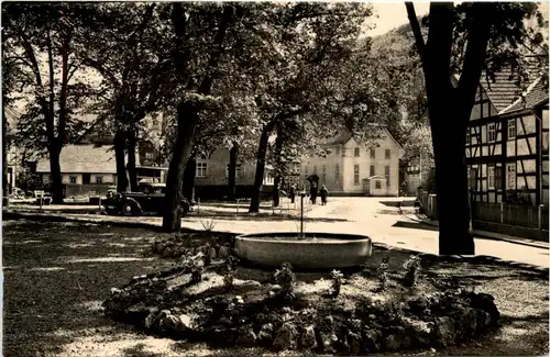 Asbach bei Schmalkalden - Lindenplatz -244174