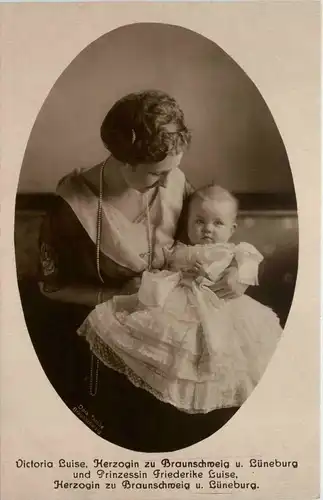 Victoria Luise Herzogin von Braunschweig -245456