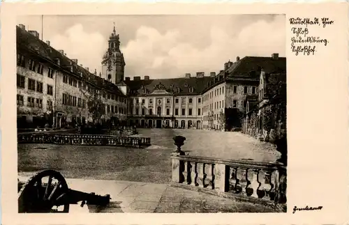 Rudolstadt/Thür. - Schloss - Schlosshof -303002