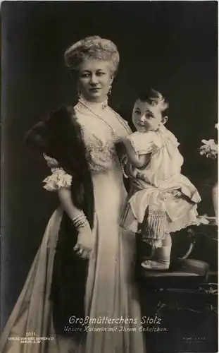 Unsere Kaiserin -245532