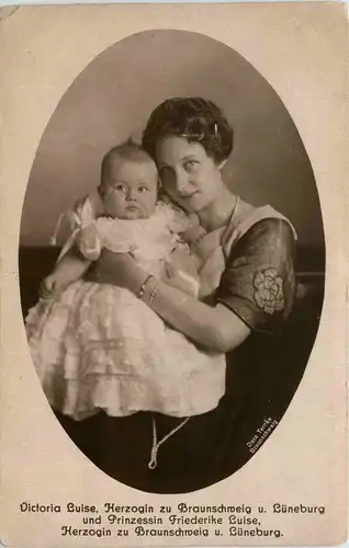 Victoria Luise Herzogin von Braunschweig -245458