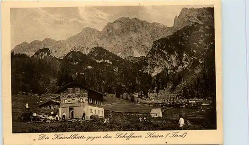 Die Kaindlhütte gegen den Scheffauer Kaiser -312300