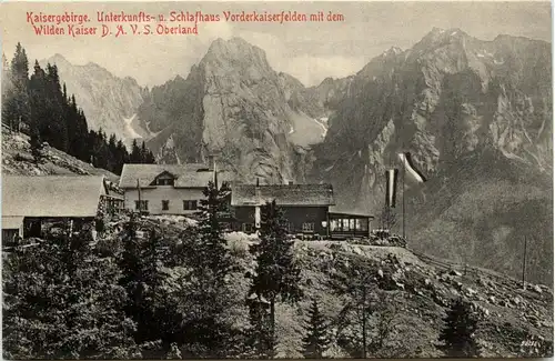 Kaisergebirge, Unterkunfts- u.Schlafhaus Vorderkaiserfelden r -312326