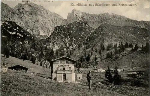 Kaindlhütte mit Scheffauer und Zettenkaiser -312664