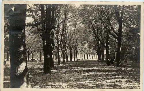 Graz/Steiermark - Graz, Stadtpark -313640