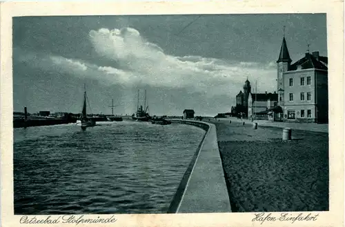 Stolpmünde - Hafen Einfahrt -233972