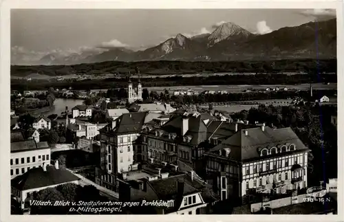 Villach, Blick v. Stadtpfarrturm gegen Mittagskogel und Parkhotel -314260