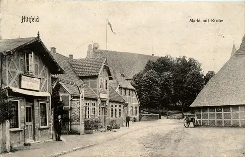 Hittfeld - Markt mit Kirche -235952