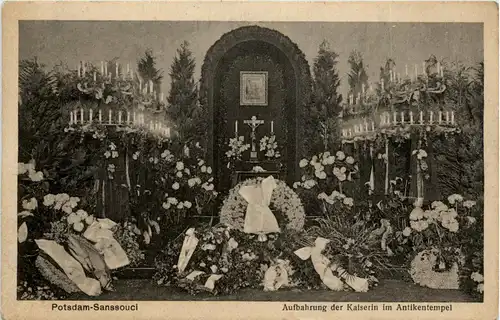 Potsdam - Aufbahrung der Kaiserin -236940