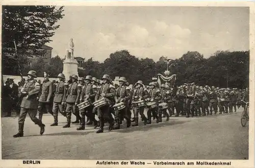 Berlin - Aufziehen der Wache -238604