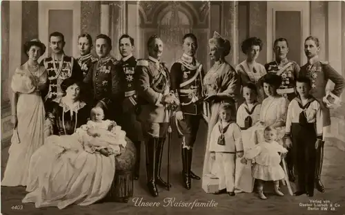 Unsere Kaiserfamilie -240384