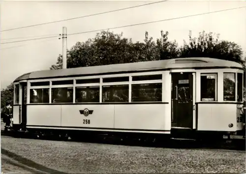 Strassenbahn -241016