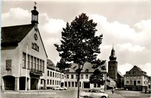 Attendorn - Rathausplatz -278352