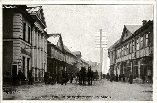 Die Kolonnenstrasse in Mitau -279744