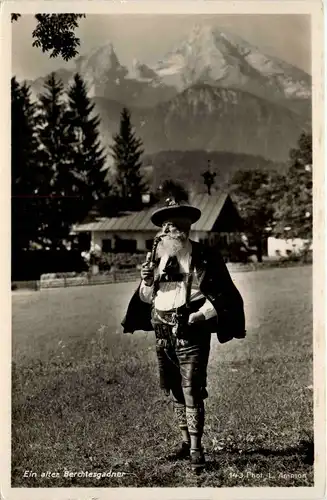 Ein alter berchtesgadner -280324