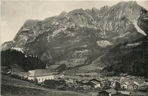 Werfen mit dem Tennengebirge -280402