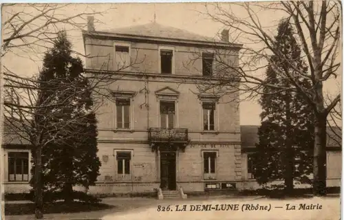 La Demi Lune - La Mairie -221196