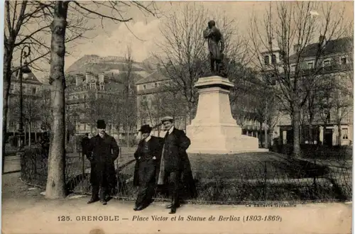 Grenoble - Place Victor -220604
