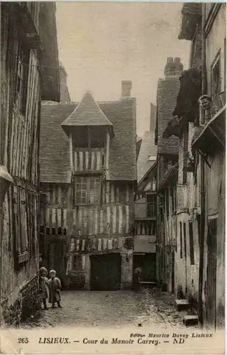 Liseux - Cour du Manoir Carrey -221298