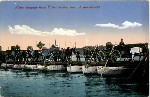 Kleine Bagage beim Überschreiten einer Brücke - Feldpost -222912