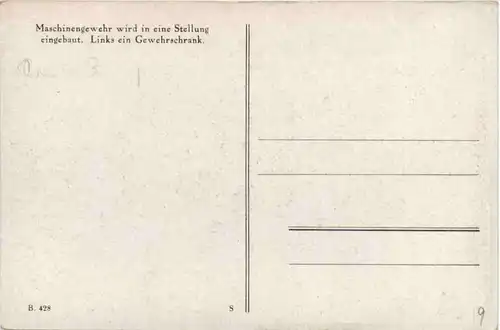 Maschinengewehr wird in Stellung eingbaut -222920