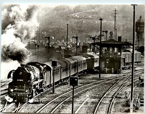 Dampflokomotive in Saalfeld -223954