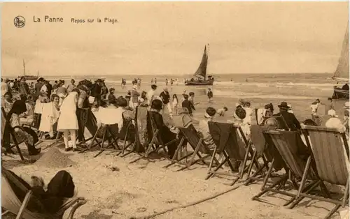 La Panne - Repos sur la Plage -226010