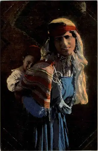 Type de Femme arabe -228450