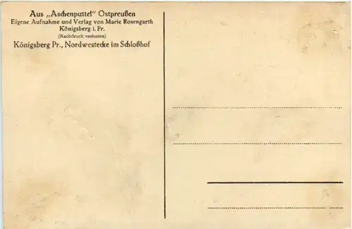 Königsberg - Nordwestecke im Schlosshof -227204