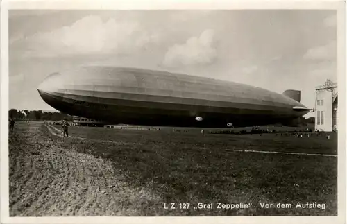 Grraf Zeppelin - Vor dem Aufstieg -228806