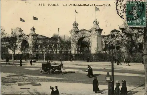 Paris - La Porte Maillot et Luna Park -228660
