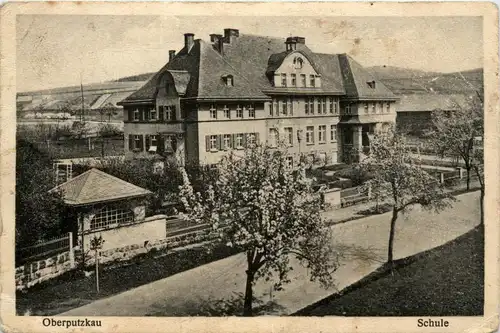 Oberputzkau - Schule -262100