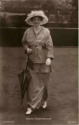 Kronprinzessin Cecilie -230772