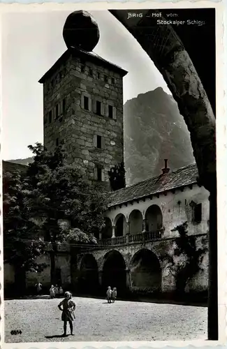 Brig - Hof vom Stockalper Schloss -272470