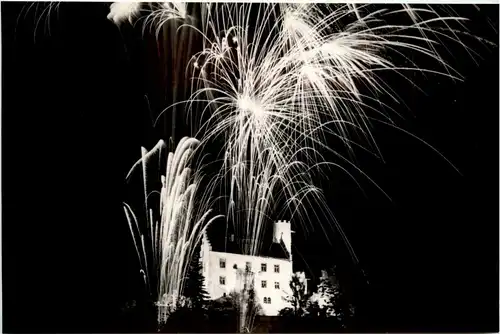 Gössweinstein - Burgbeleuchtung mit Gossen Feuerwerk -264518