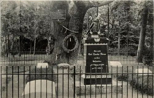 Wöbbelin - Gruss vom Körnergrabe -265052