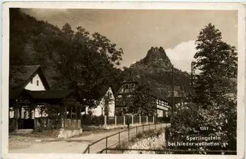 Sperlingstein bei Niederwellhotten -265242